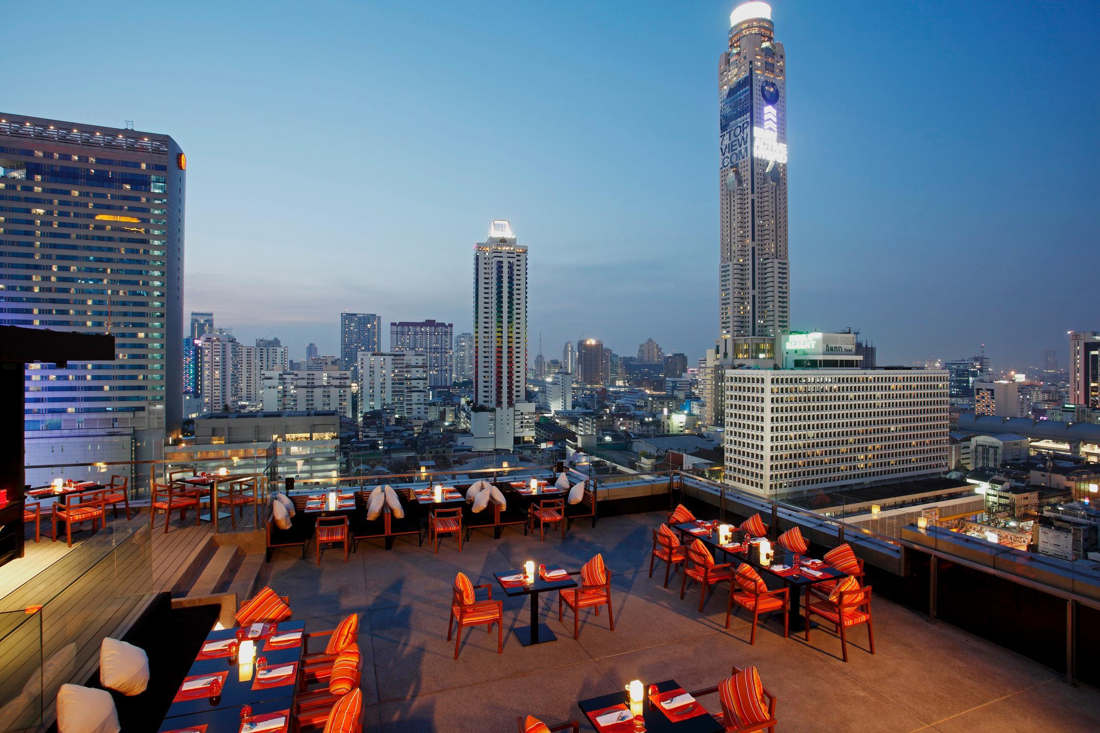 Centara Watergate Pavillion Hotel Bangkok Exterior foto
